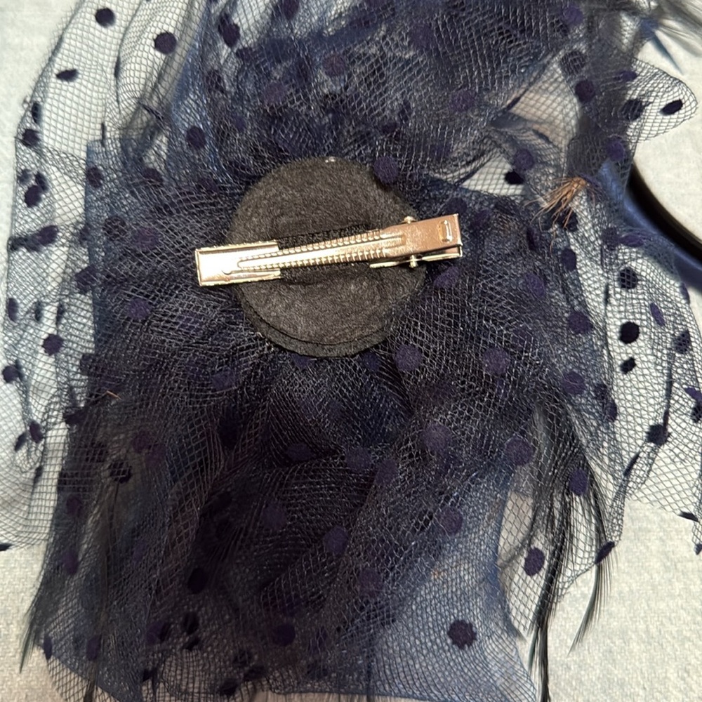 Navy blue Fascinator by MyCharm - Picture 3 of 6